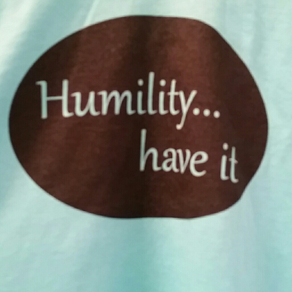 Humility v-neck tee